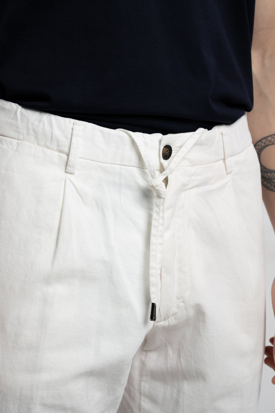 Capri Pleated Cotton/Linen Pant White