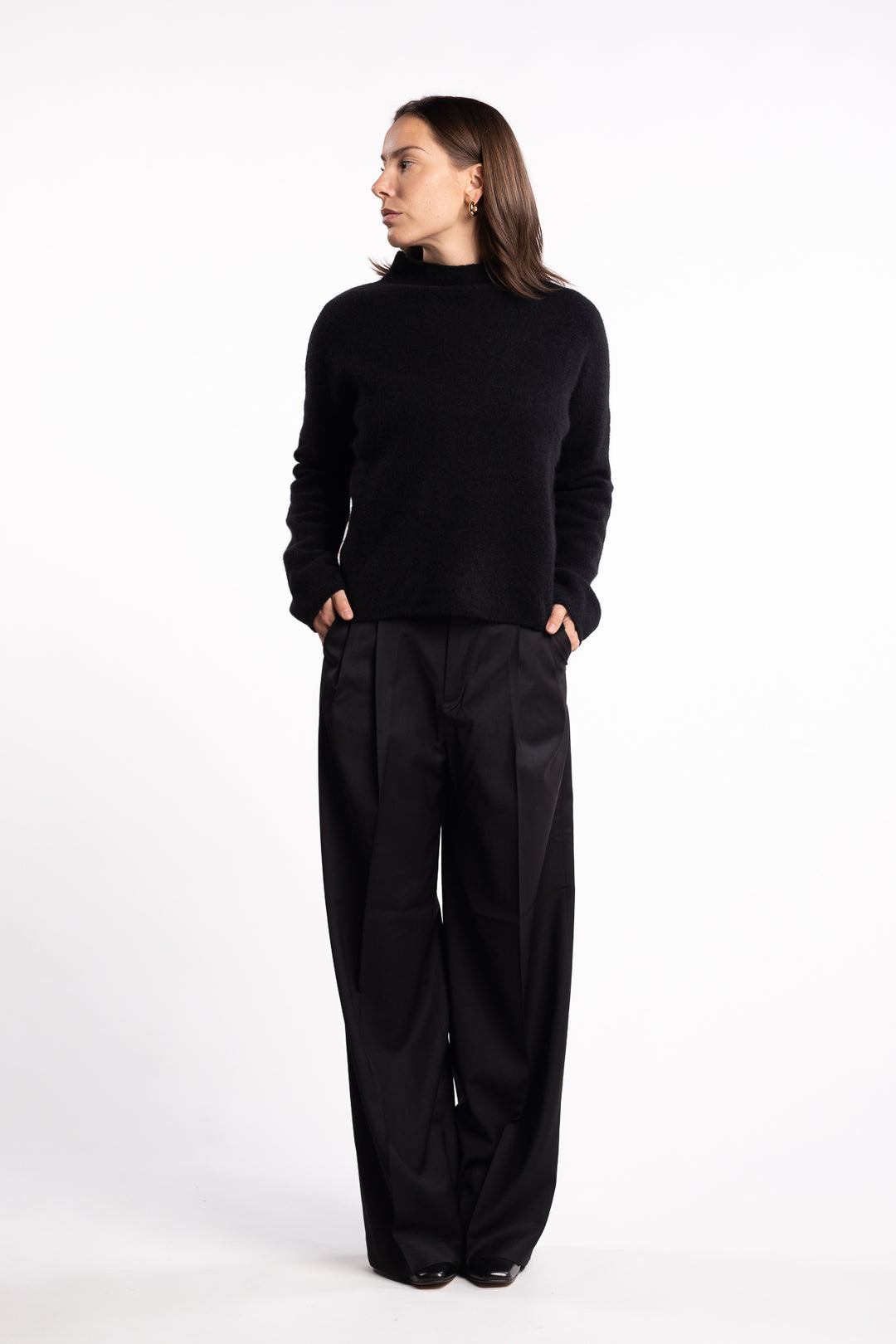 Mika Yak Funnelneck Sweater- Black