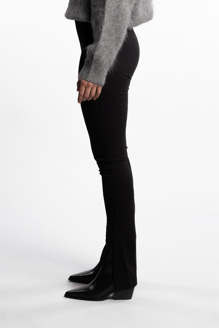 Stretch Zip Leggings- Black