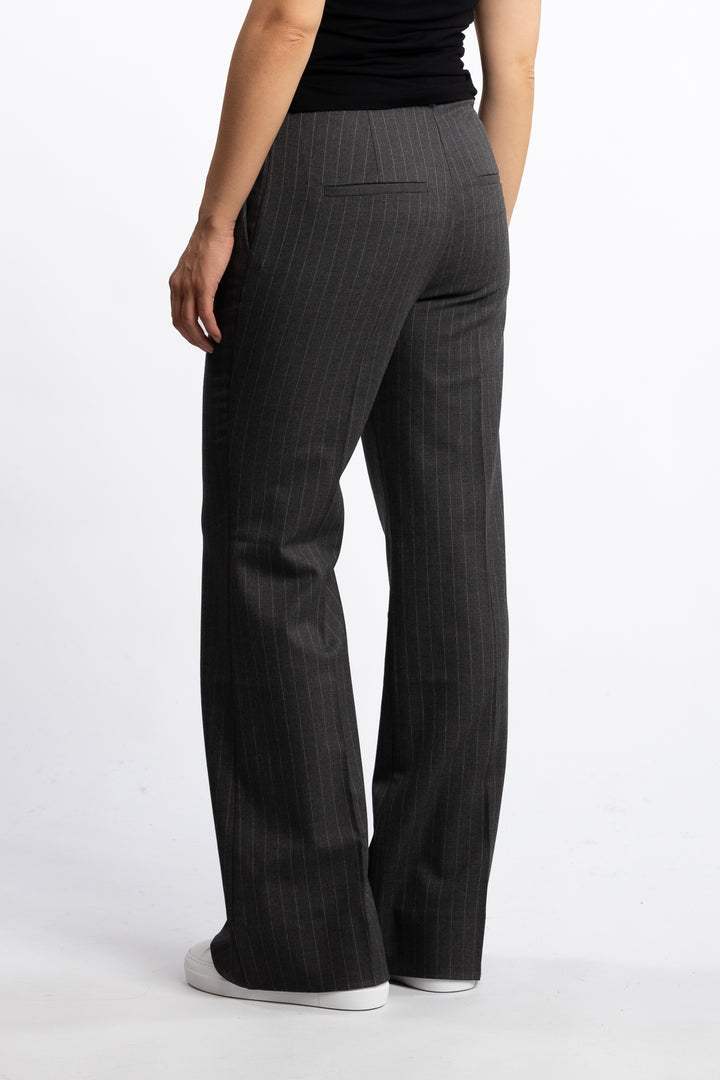 OliviaFV - Meteorite Pinstripe