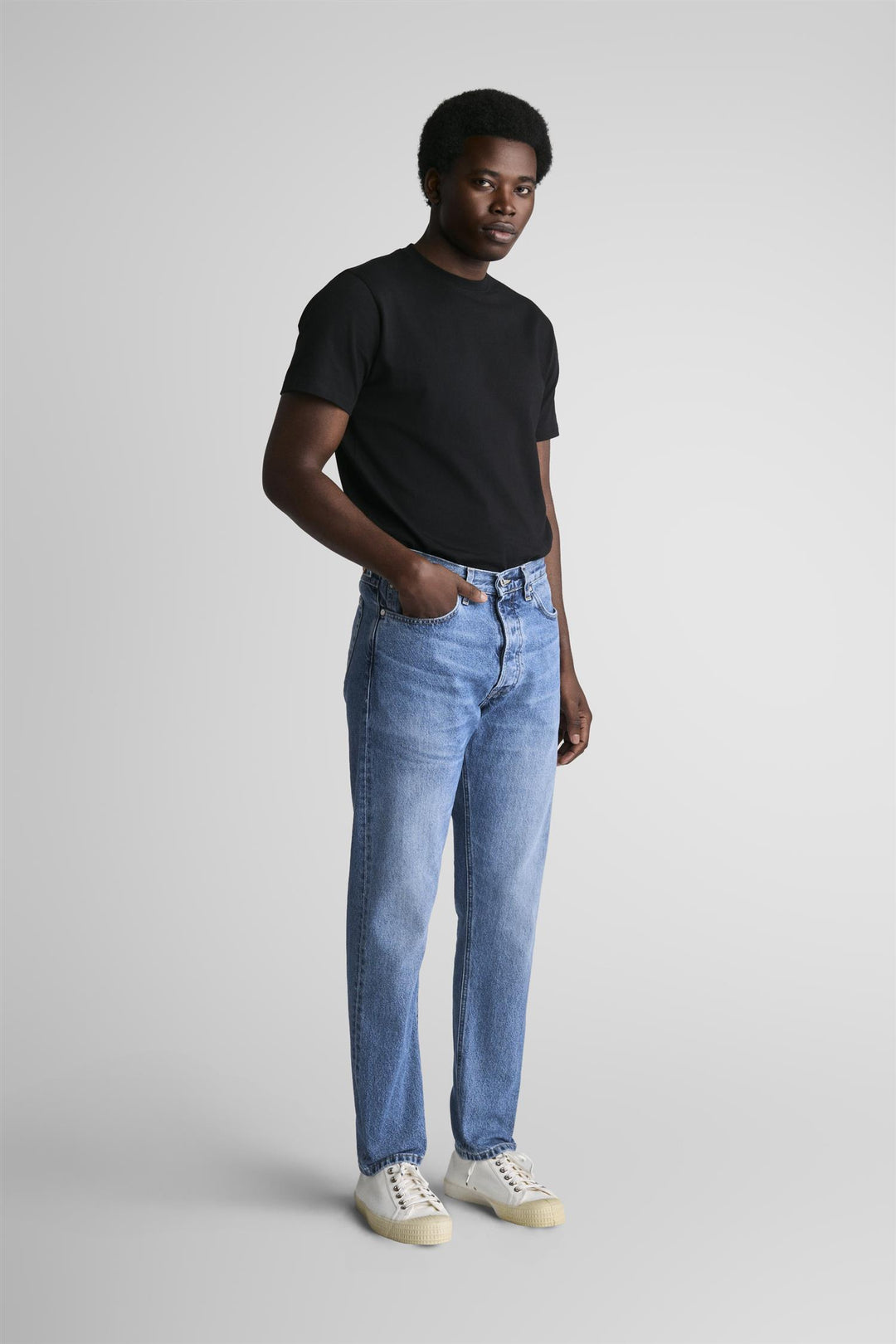 Kai Relaxed Tapered Fit Jeans Japan New Blue