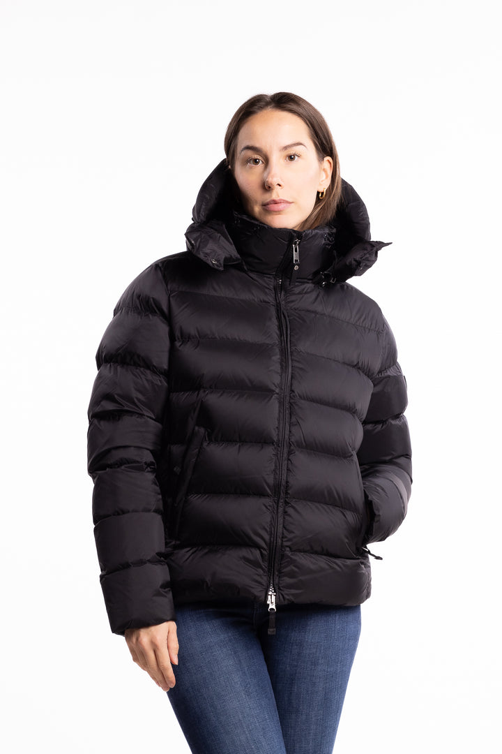 Halley - Black