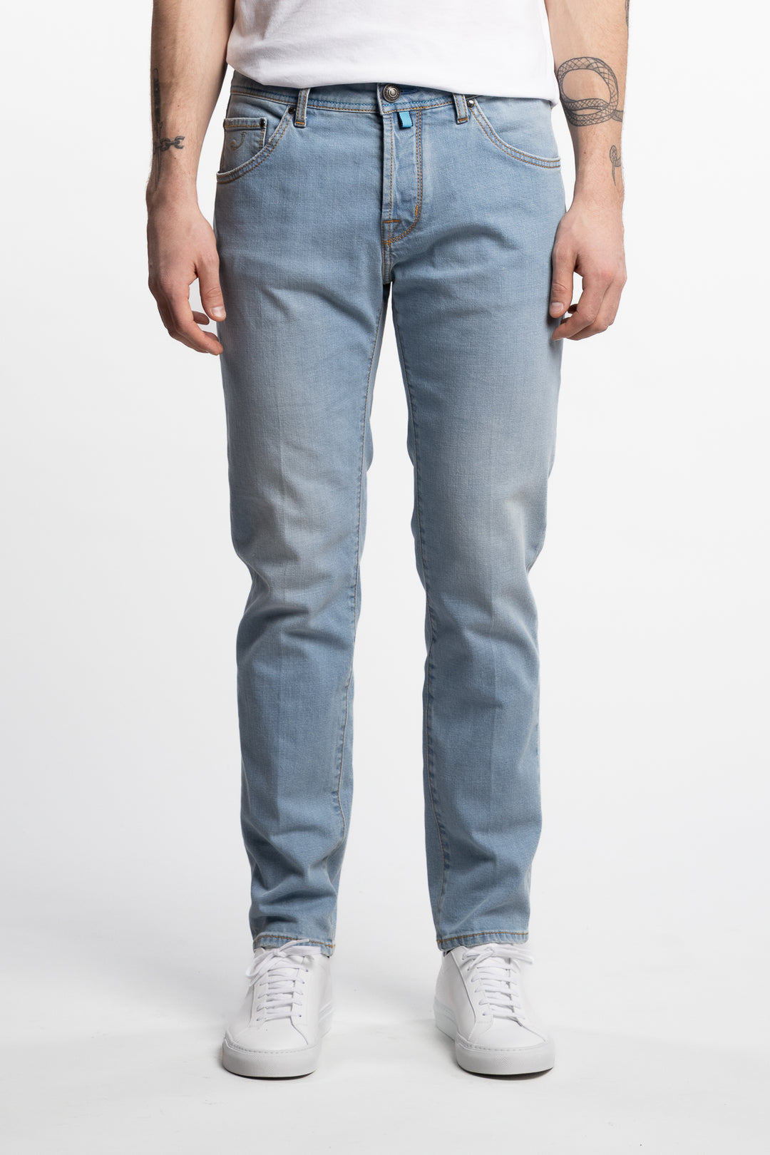 Scott Cropped Carrot Shape Stretch Jeans Light Blue