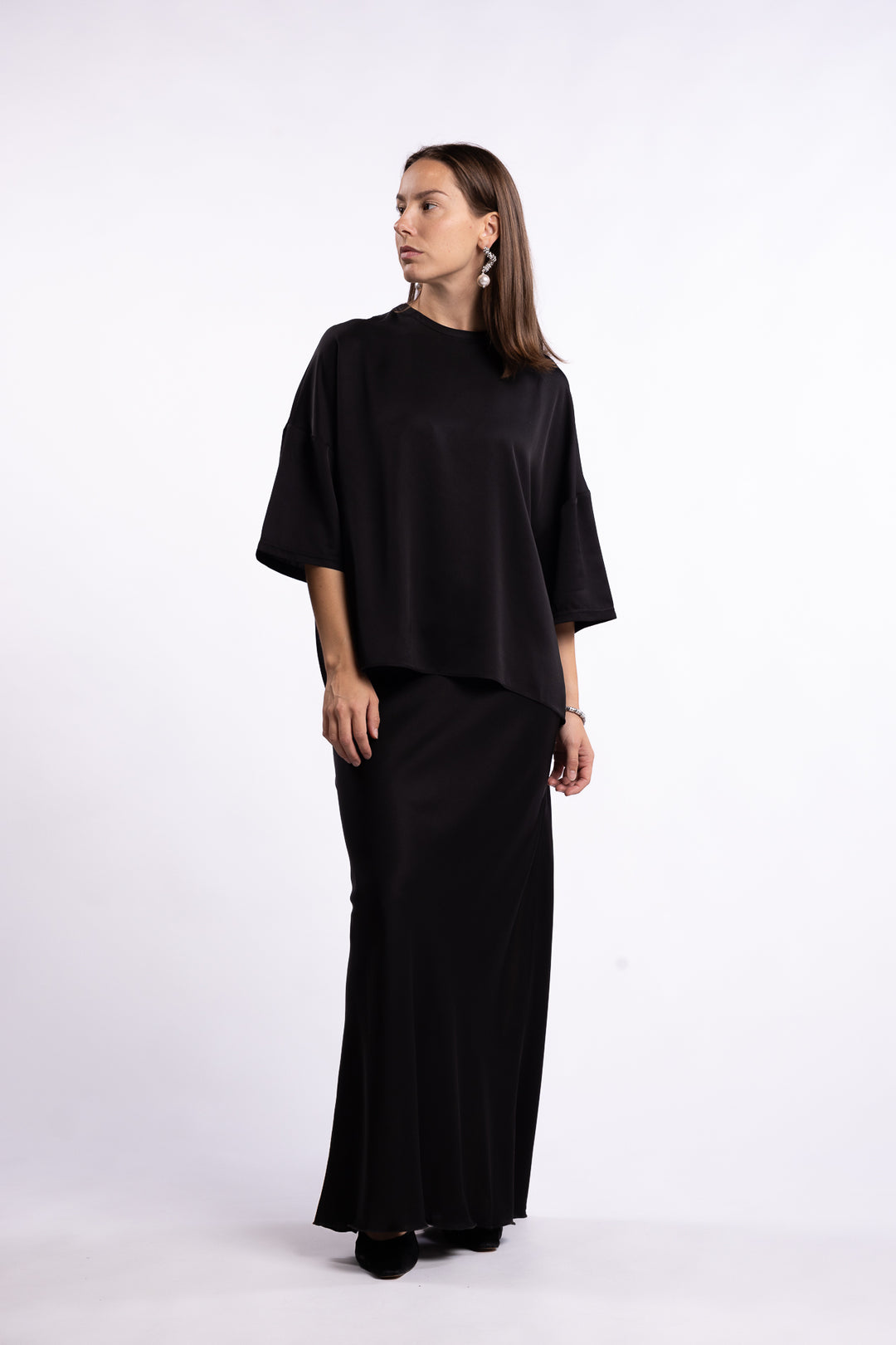 Thess Silk Tee- Black