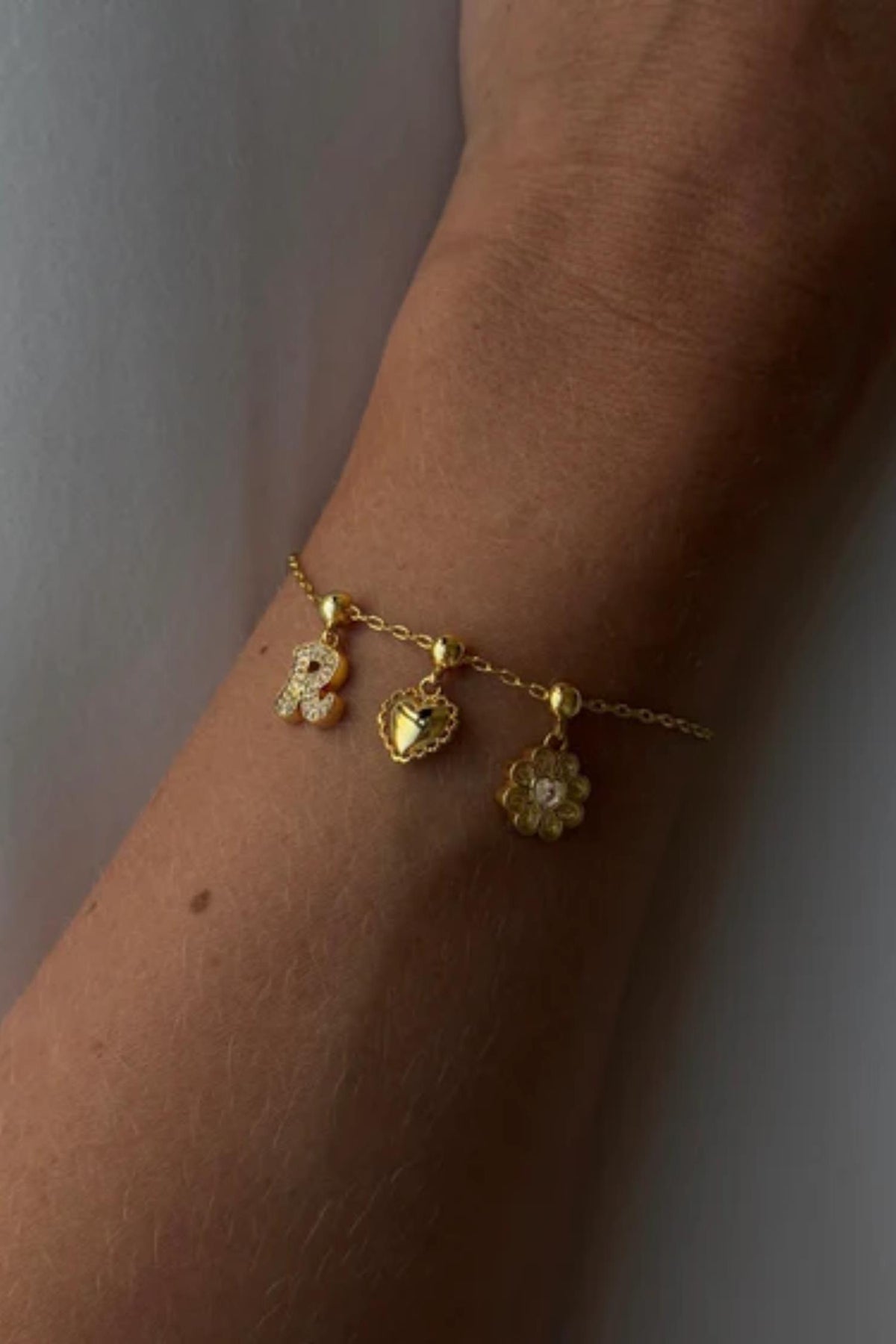 Letter Charm gold