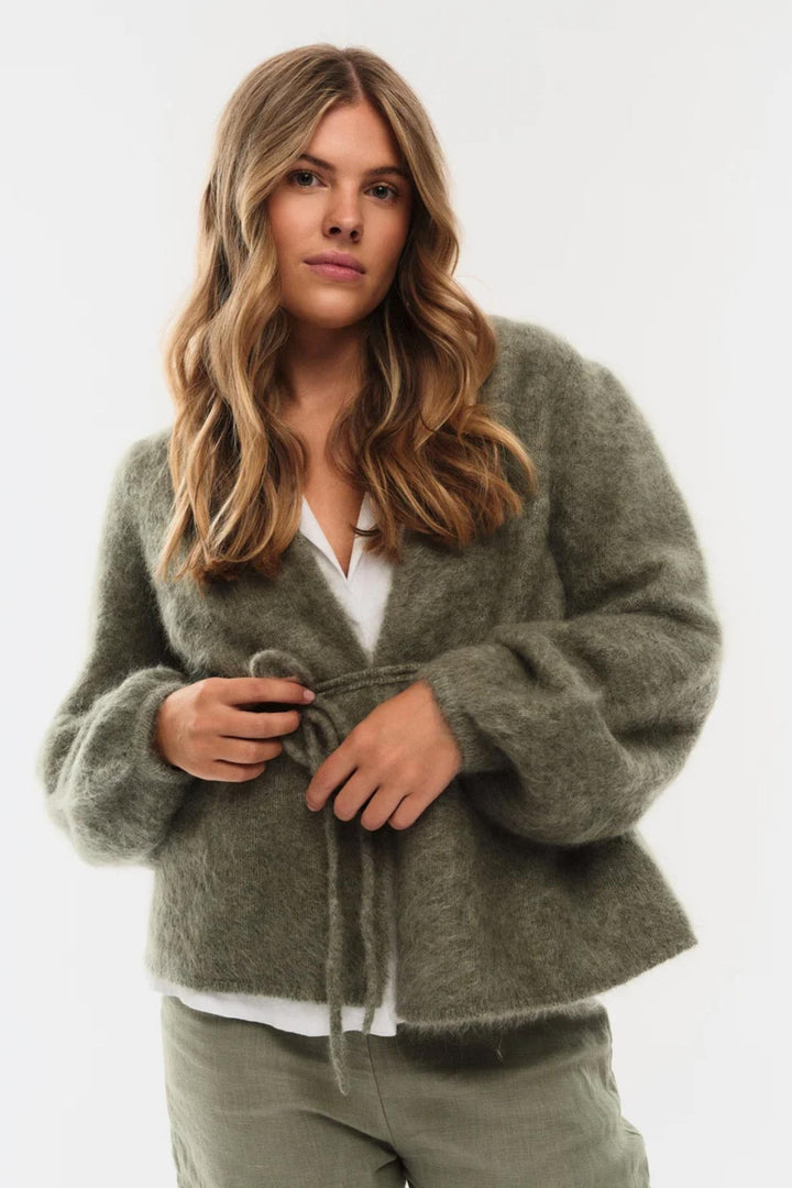 Fredrikke Chunky Cardigan- Sage Green