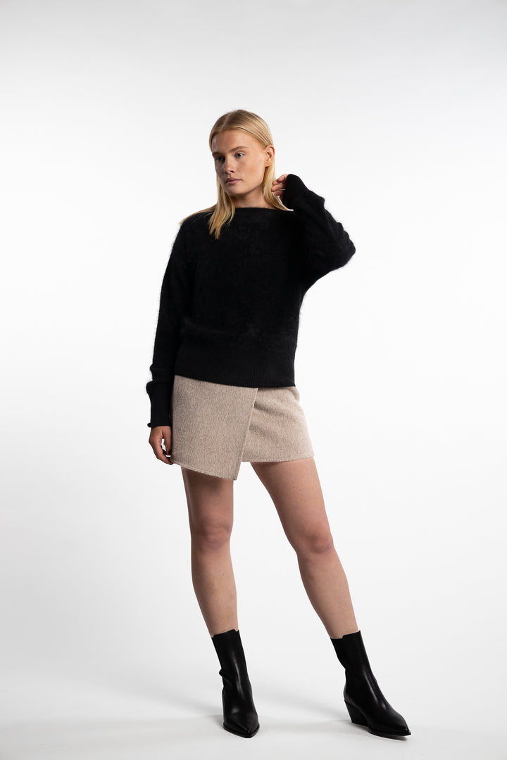 Cloud Knit- Black