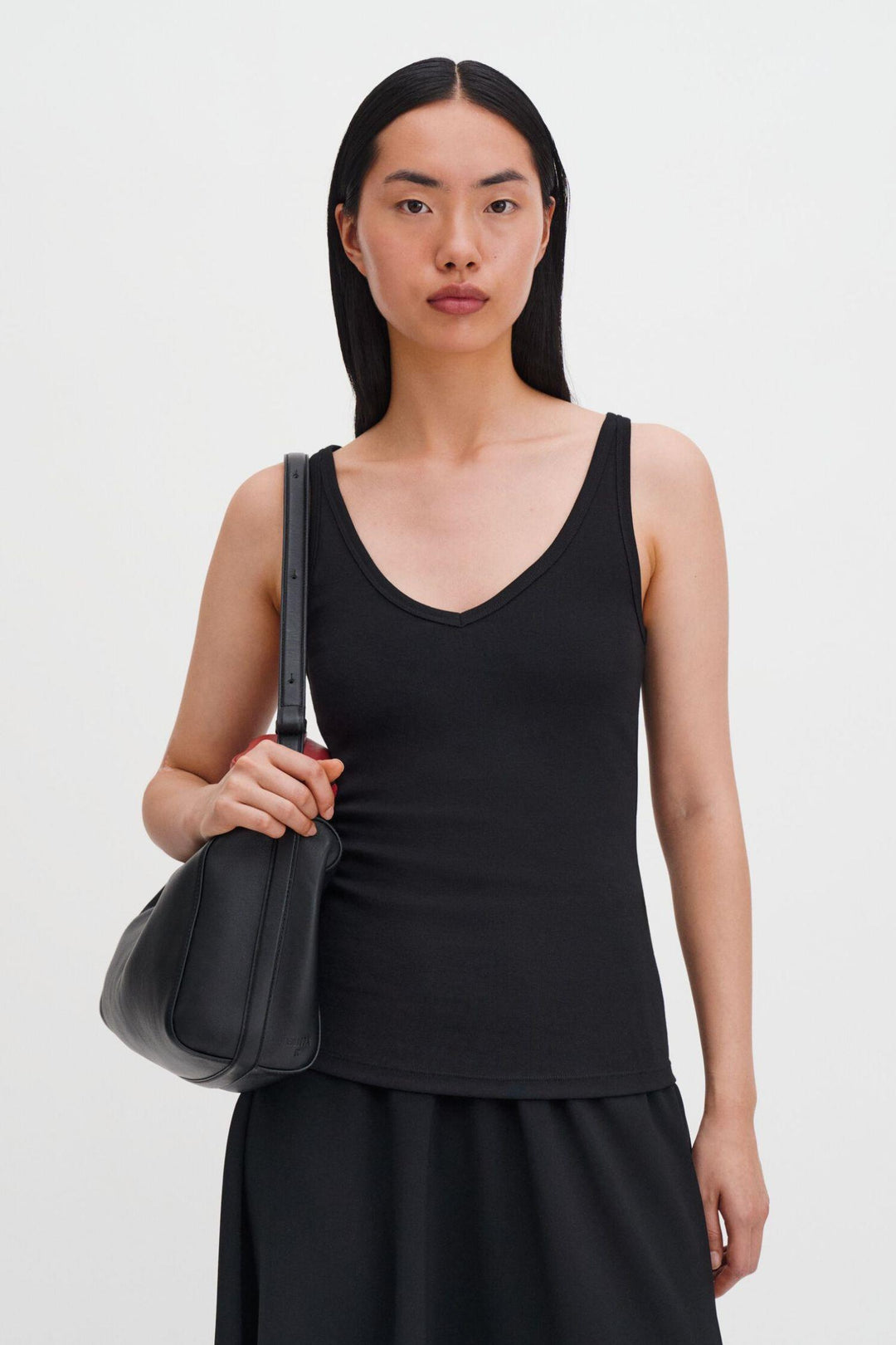 V-Neck Tank Black