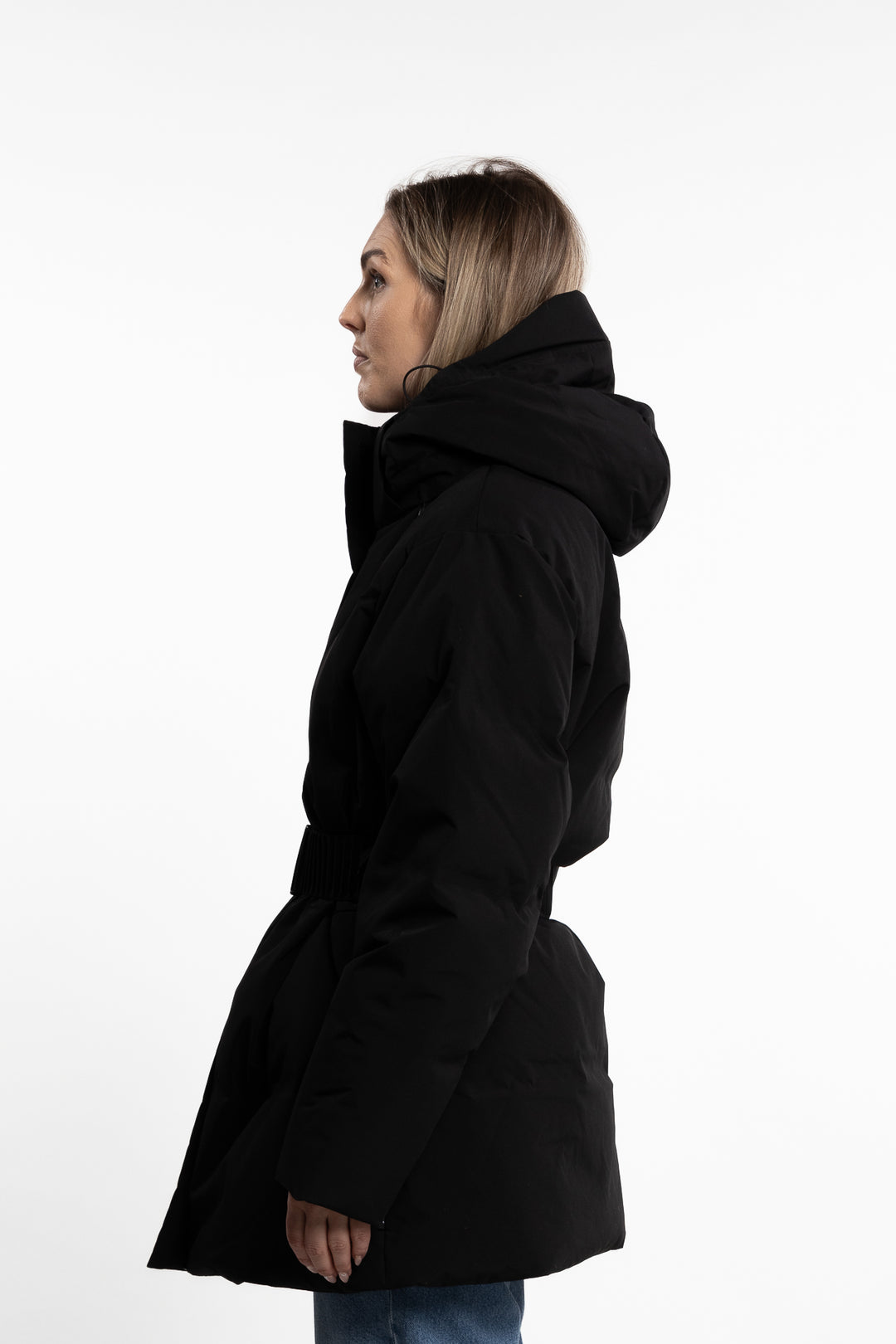 Besseggen LT Down Jacket- Black