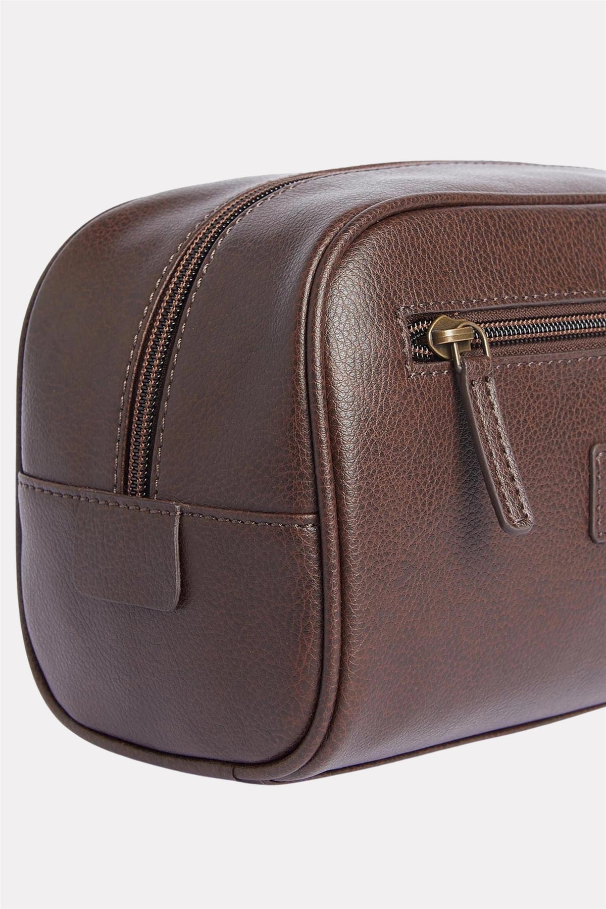 Leather Washbag Dark Brown