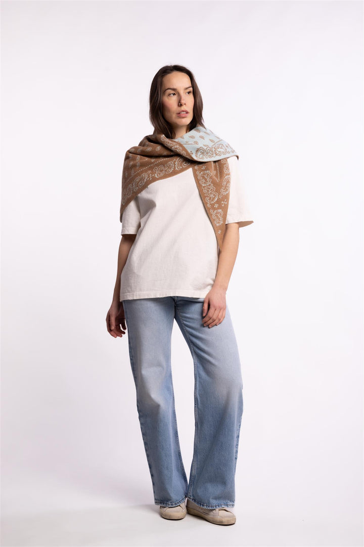 Relaxed Fit T-Shirt Logo Patch- Heritage White