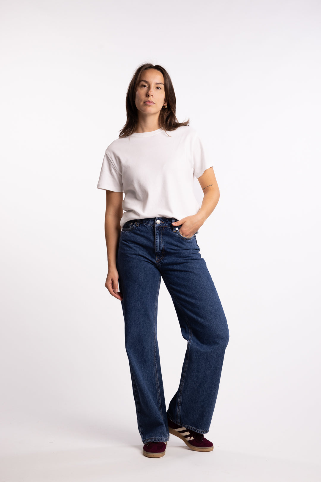W Wide Jeans - Mid Blue