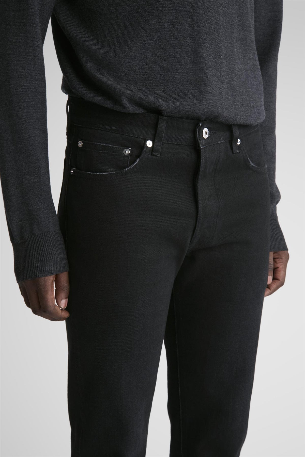 Miko Slim Tapered Fit Japan Black Dusk