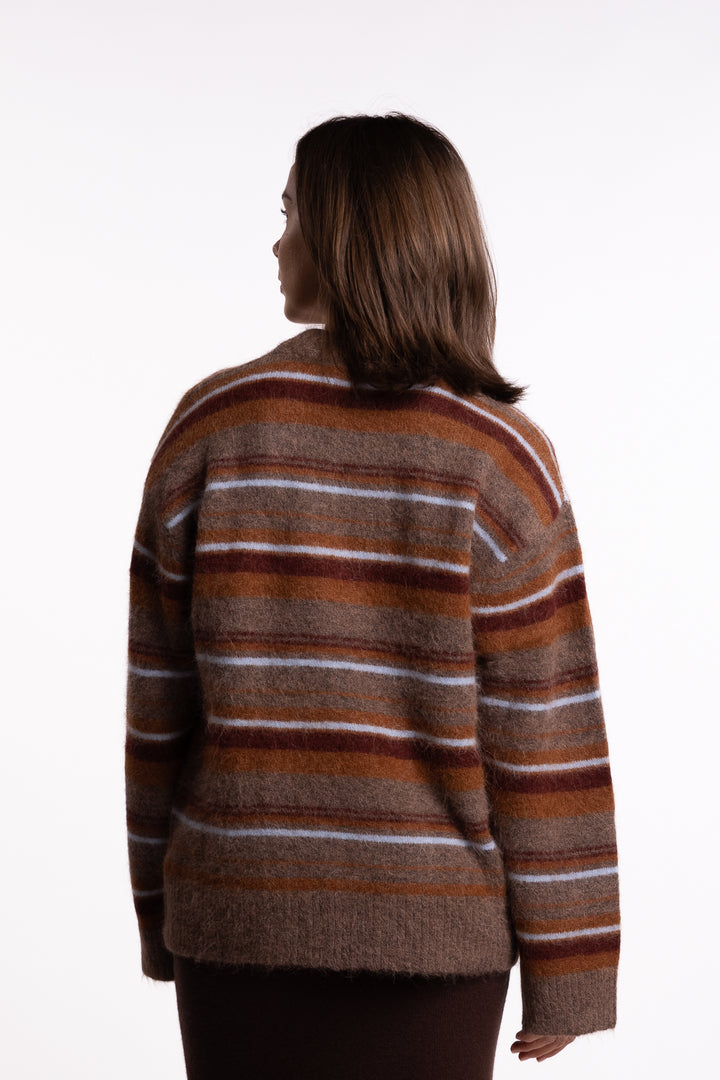 Fluffy Stripe Crew - Brown Stripe