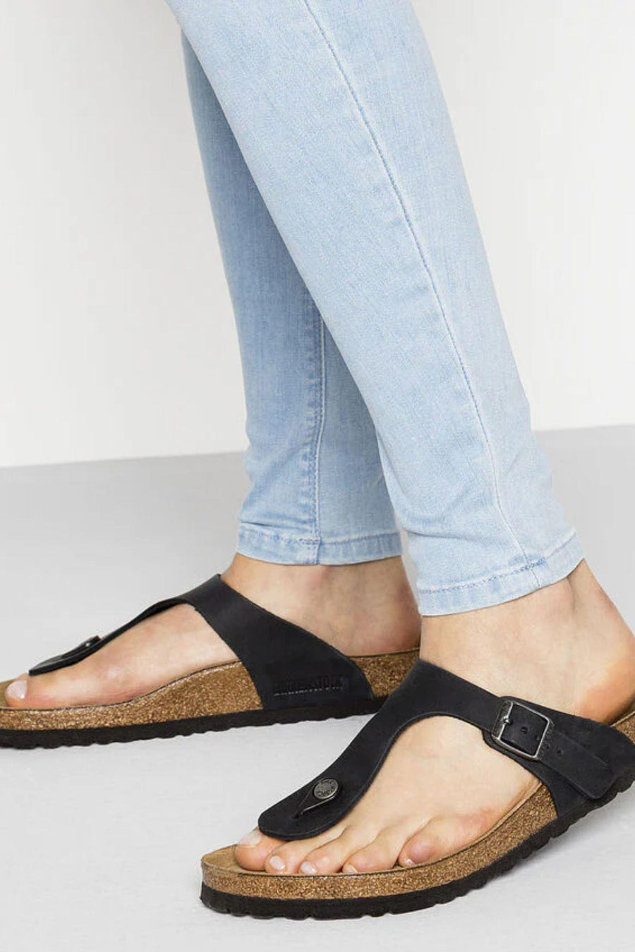 Women's Gizeh- Oiled Black