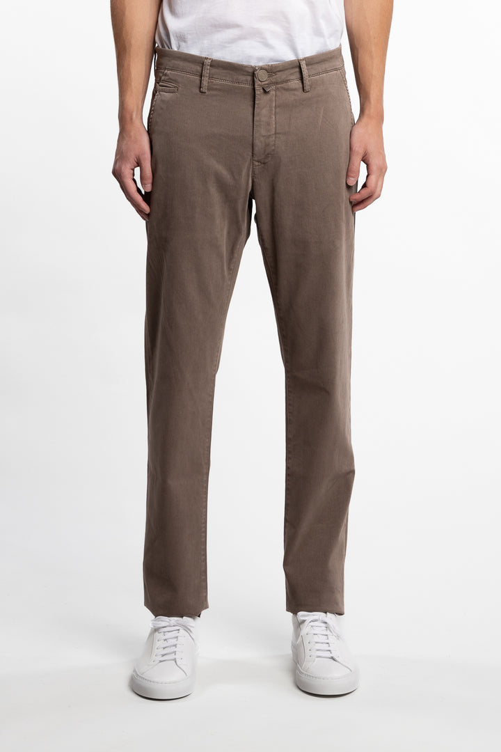 Bobby Cotton Chino Dark Beige