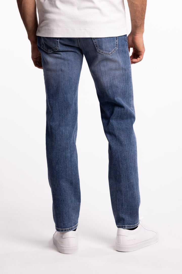 Scott Cropped Carrot Shape Jeans Light Blue