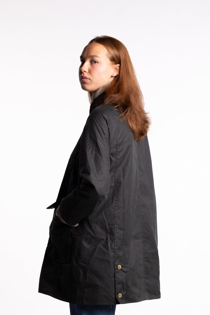 Long Beadnell Wax Jacket- Sage