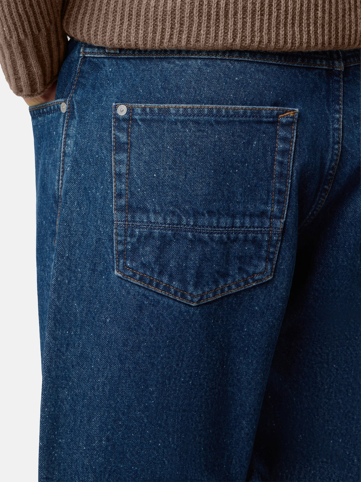 J100005 Straight Indigo Denim Grainy Wash