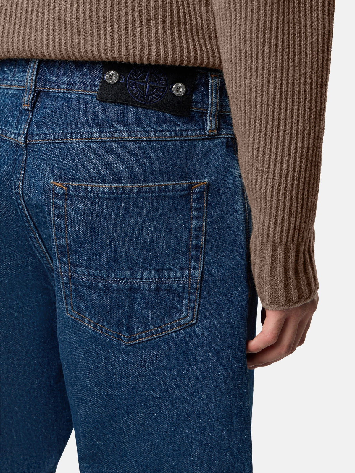 J100005 Straight Indigo Denim Grainy Wash