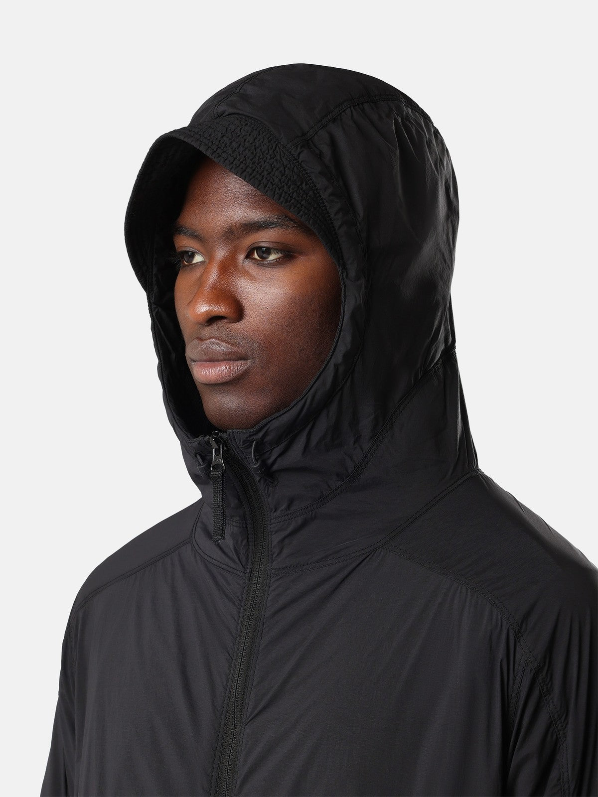 Q100020 Ultralight Nylon Stretch-TC Black - detalj hette forfra