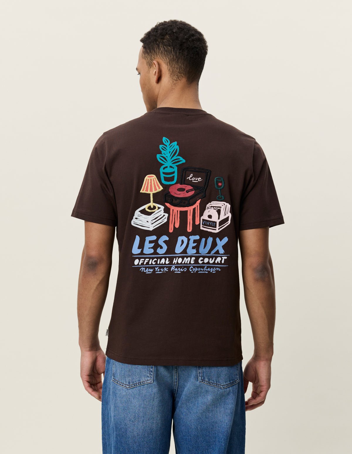 Record T-Shirt Molé Brown – Les Deux