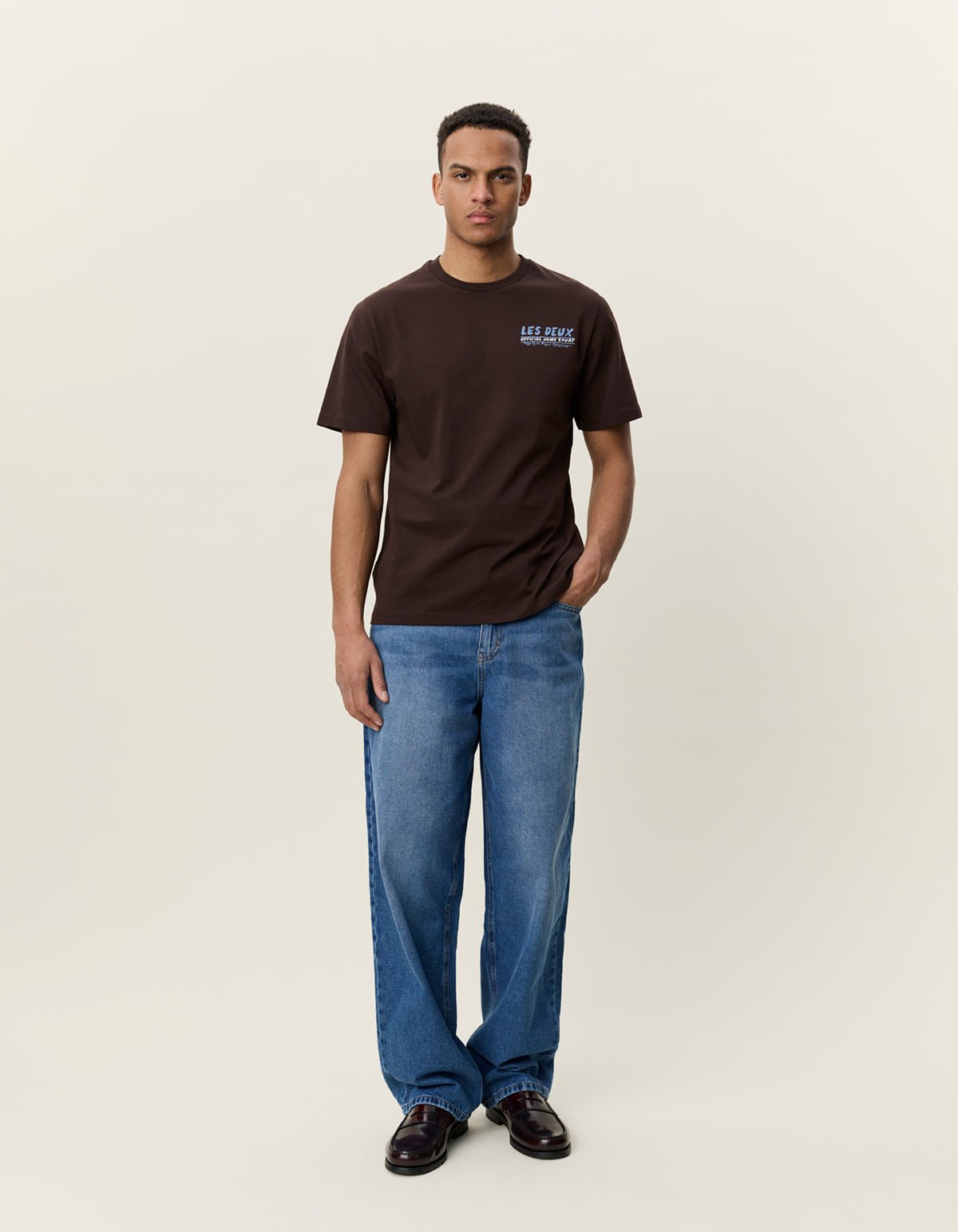 Record T-Shirt Molé Brown – Les Deux