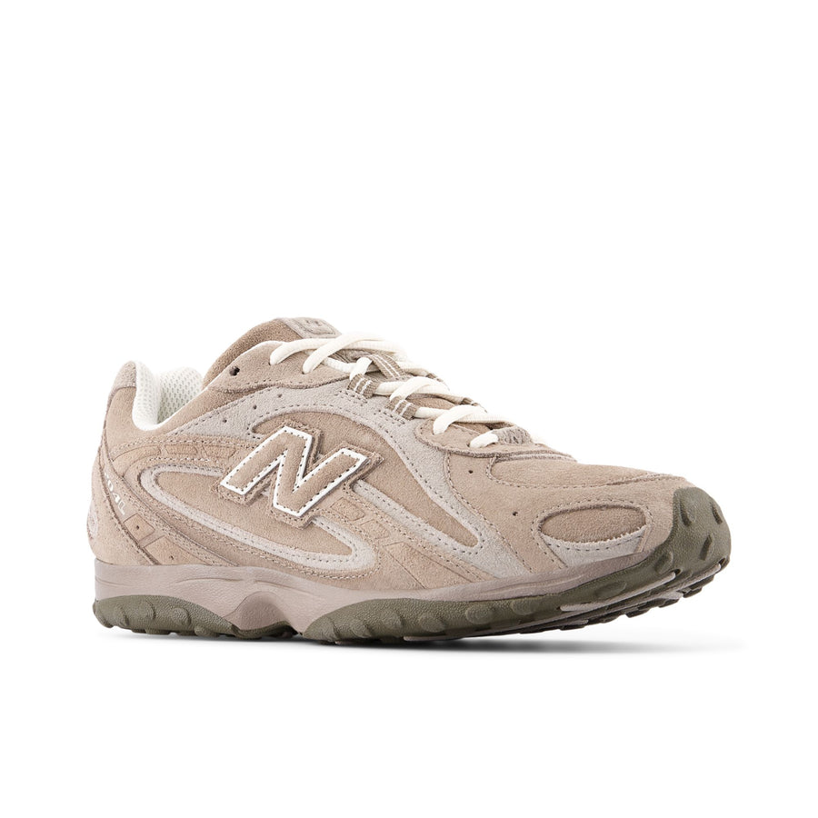 New Balance 204L Mushroom/Arid Stone Mma