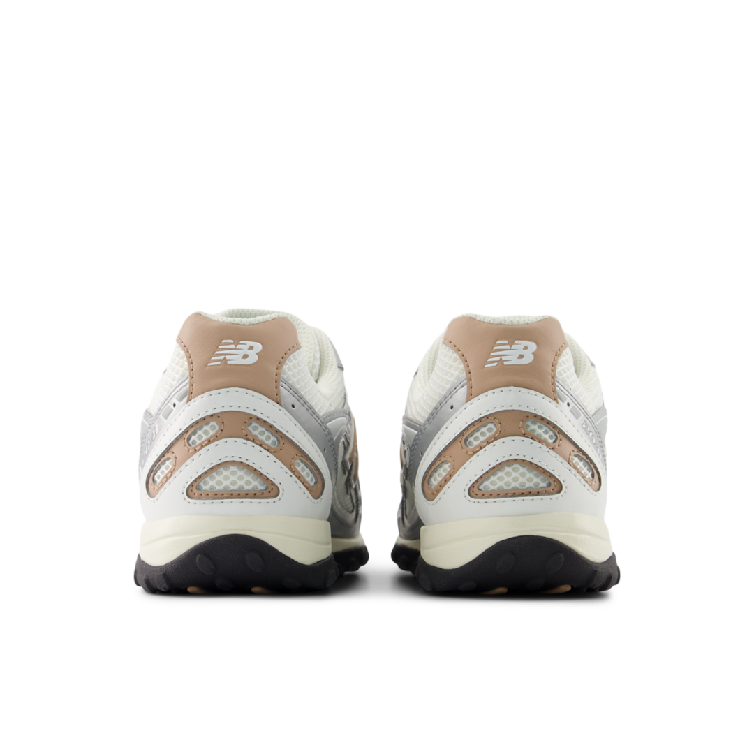 New Balance 204L Silver Metallic/Flat Taupe Swa