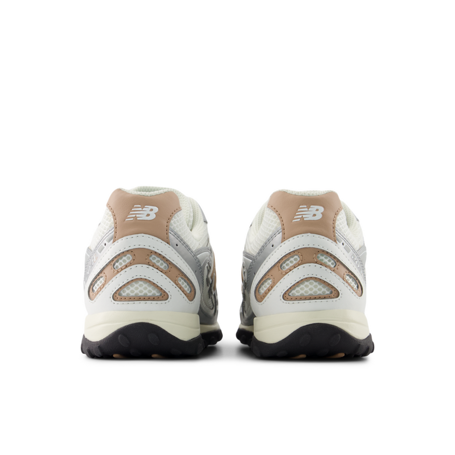 New Balance 204L Silver Metallic/Flat Taupe Swa