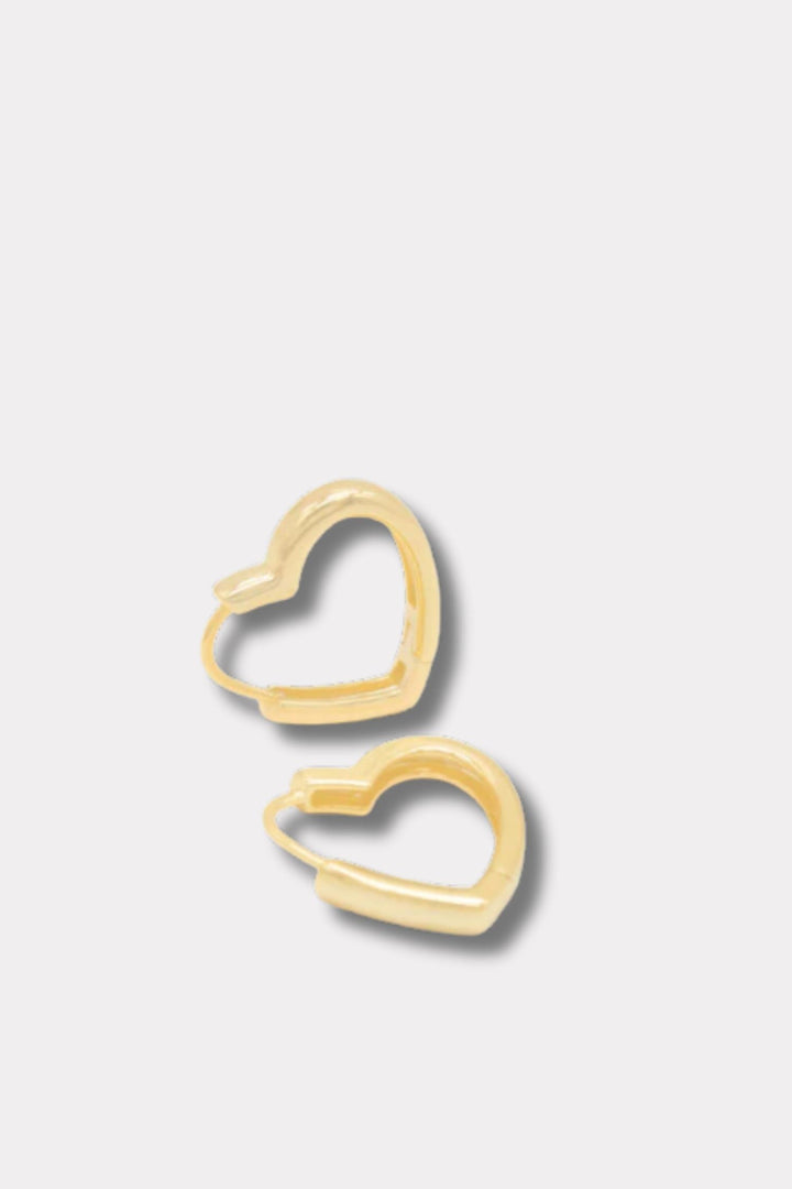 Simple Heart Earrings - Gold