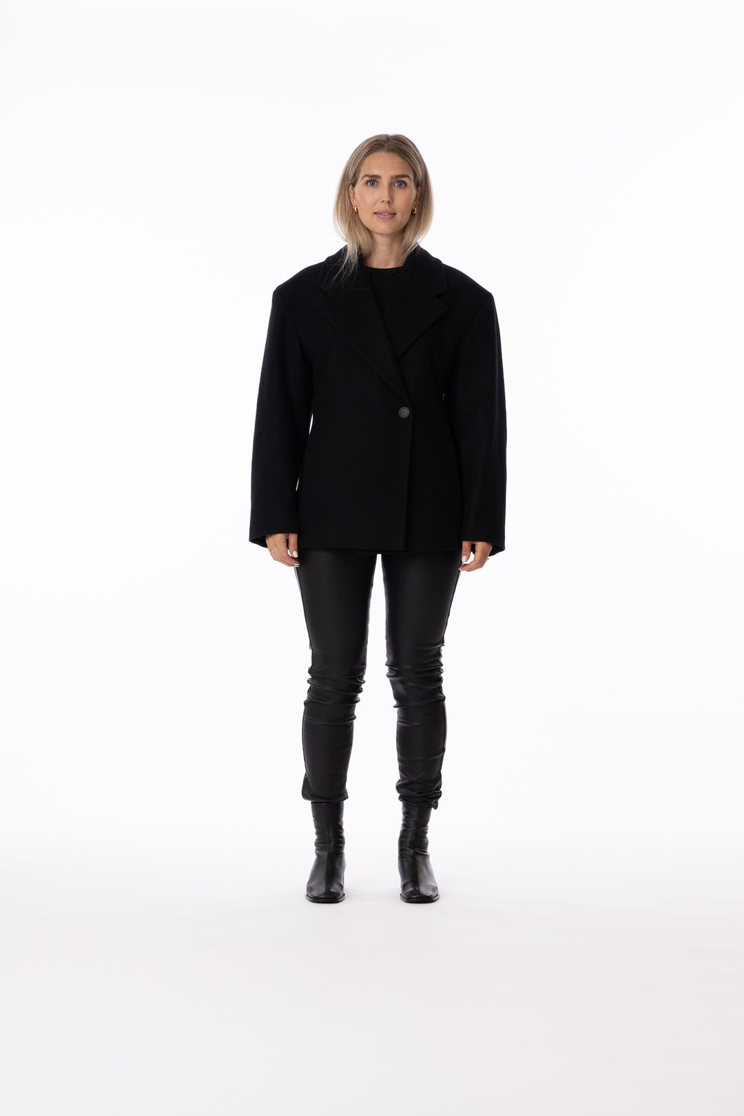 Wool Jacket Short- Black