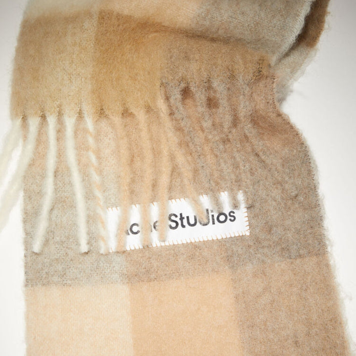 Mohair Checked Scarf- White/beige