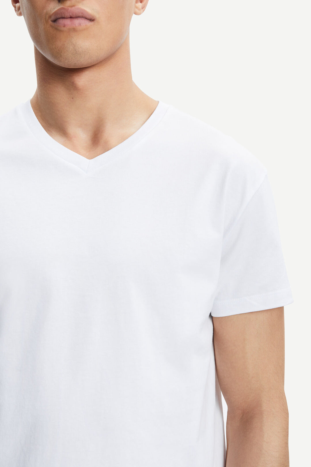 Kronos V-Neck T-Shirt White